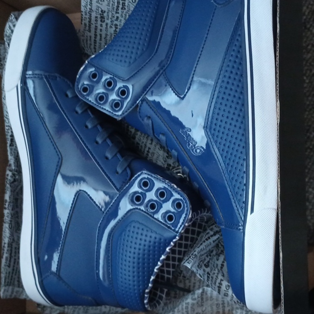 Women's shoes size 9